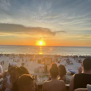  Apartamento E Na Beira Do Mar...com Estacionamento Exclusivo
